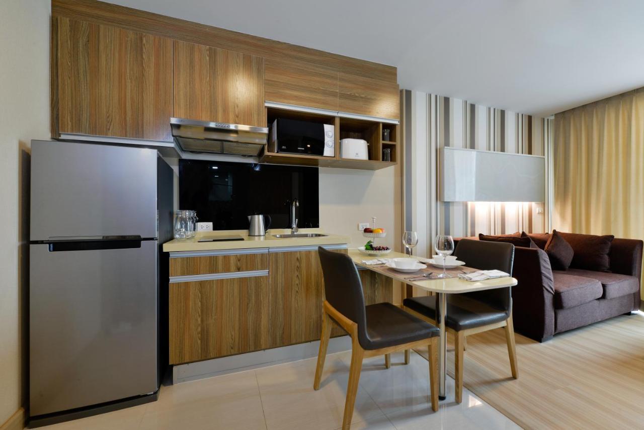 Ramada By Wyndham Bangkok Ten Ekamai Residences Exteriér fotografie