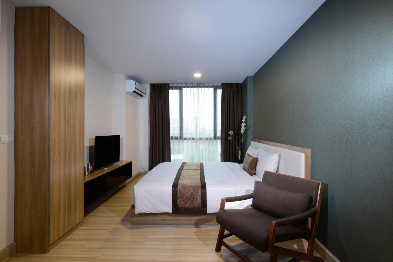 Ramada By Wyndham Bangkok Ten Ekamai Residences Exteriér fotografie