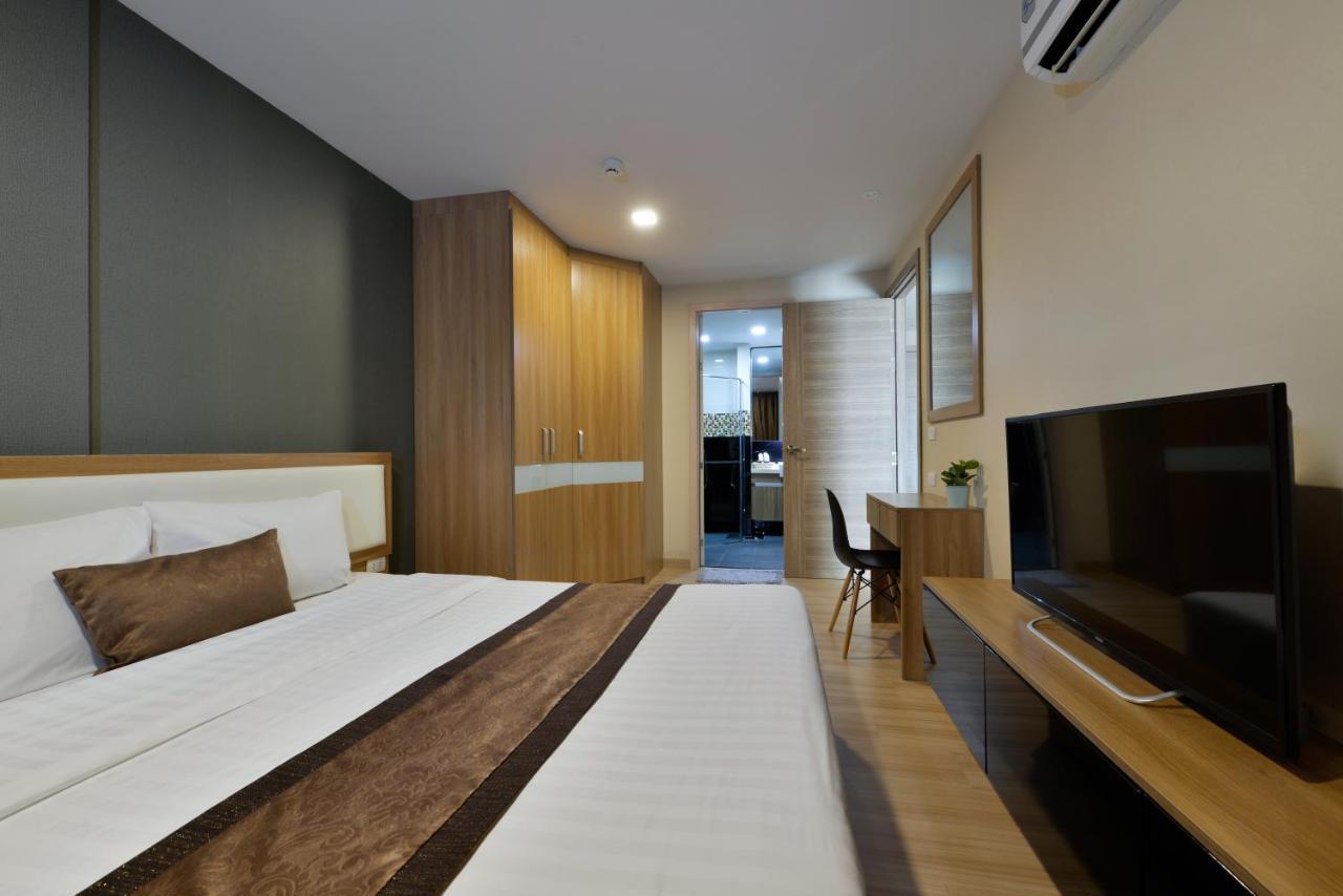 Ramada By Wyndham Bangkok Ten Ekamai Residences Exteriér fotografie